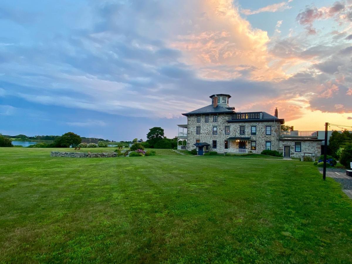 Stone House Inn Little Compton ภายนอก รูปภาพ