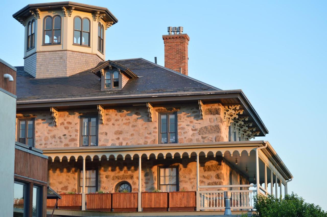 Stone House Inn Little Compton ภายนอก รูปภาพ